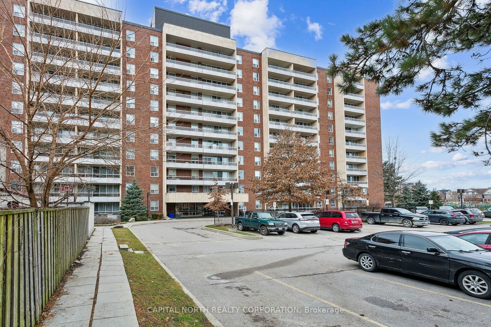 Condo for sale at 108-25 Four Winds Drive, Toronto, York University Heights, M3J 1K8 - MLS: W11935526