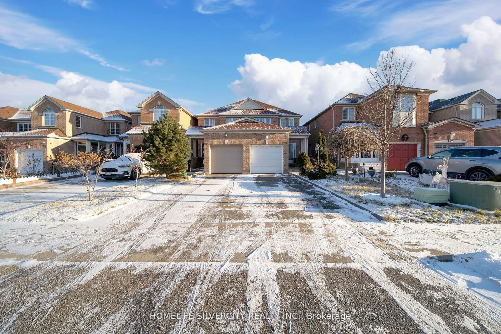 Semi-Detached House for sale at 63 Olympia Crescent, Brampton, Fletcher's Meadow, L6X 4W2 - MLS: W11935560