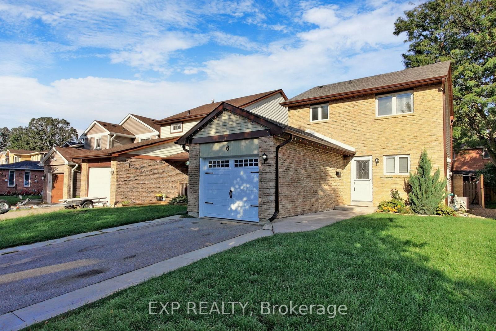 Detached House for lease at MAIN-6 Mitchell Avenue, Brampton, Heart Lake West, L6Z 1H3 - MLS: W11935575