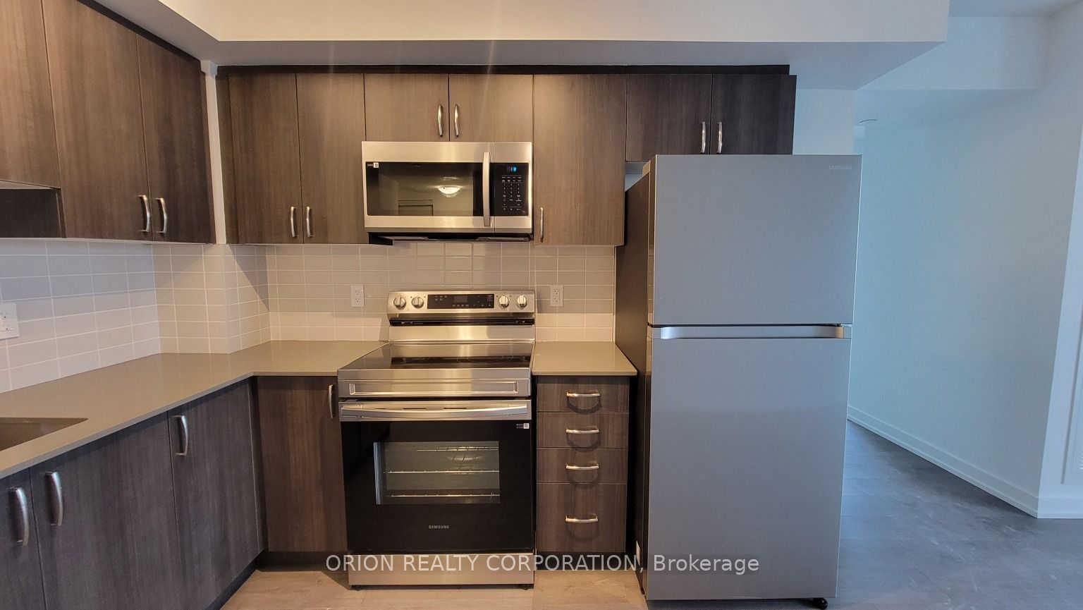 Condo for lease at 410-556 Marlee Avenue, Toronto, Yorkdale-Glen Park, M6B 0B1 - MLS: W11935609