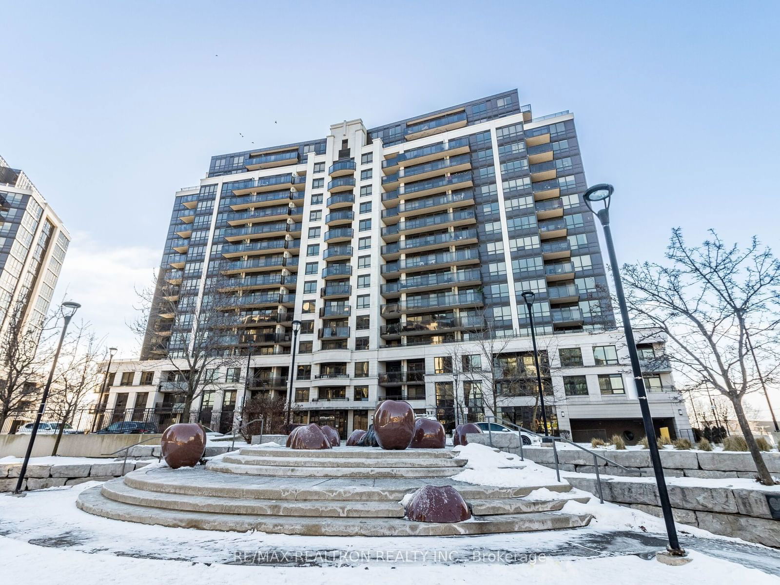 Condo sold at 206-1070 Sheppard Avenue, Toronto, York University Heights, M3J 0G8 - MLS: W11935742