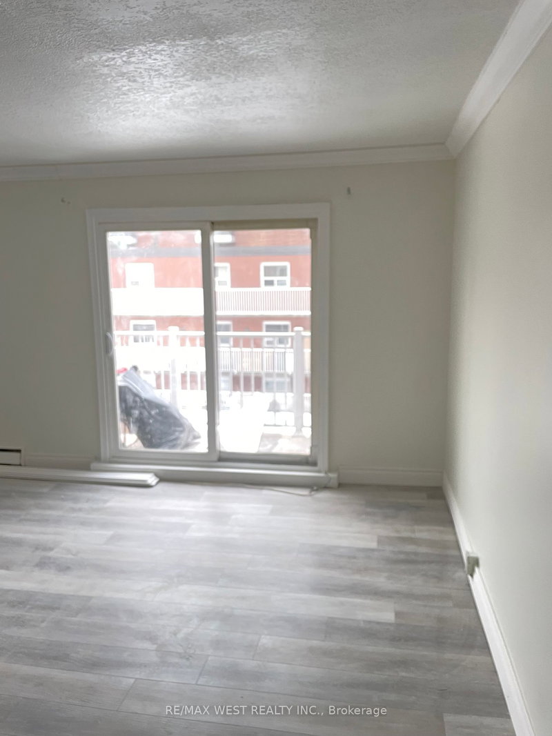 306 - 2365 Marine Dr, Oakville, L6L 1C5 | Image 2