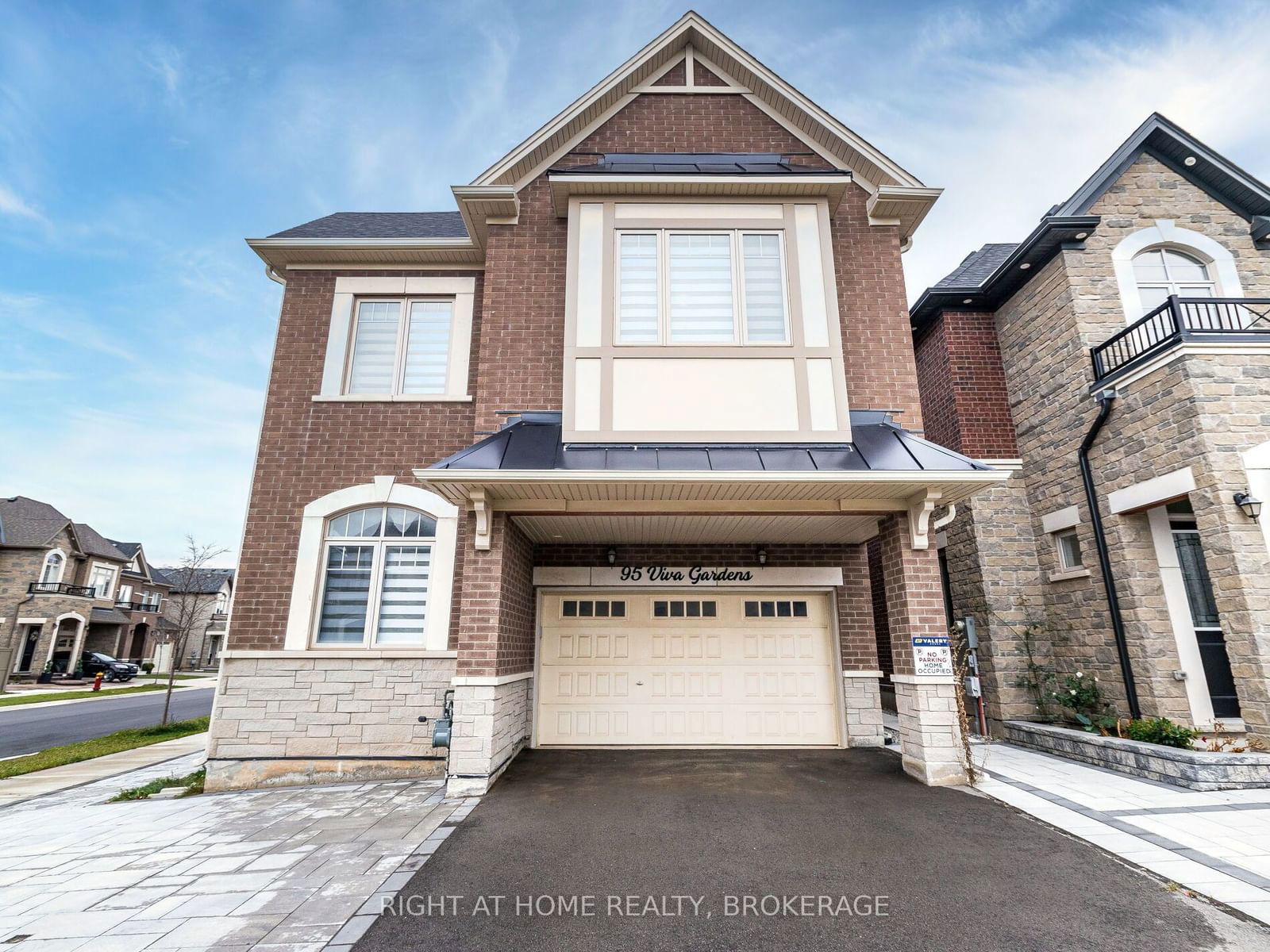 Detached House for sale at 95 Viva Gdns, Oakville, 1008 - GO Glenorchy, L6H 0Z2 - MLS: W11935824