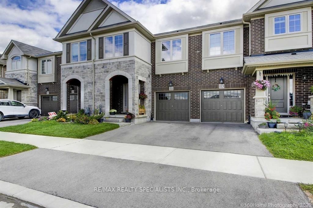 Townhouse for lease at 111 Tasker Court, Milton, Ford, L9E 1B9 - MLS: W11935901