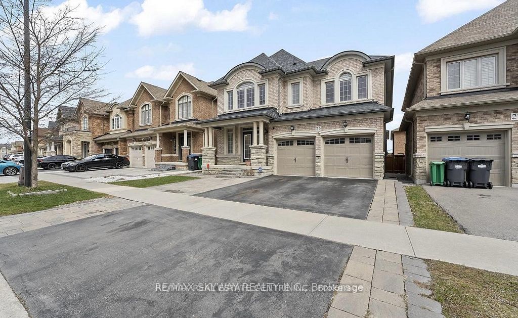 Detached House for sale at 25 Hammerhead Road, Brampton, Northwest Brampton, L7A 0G4 - MLS: W11935984