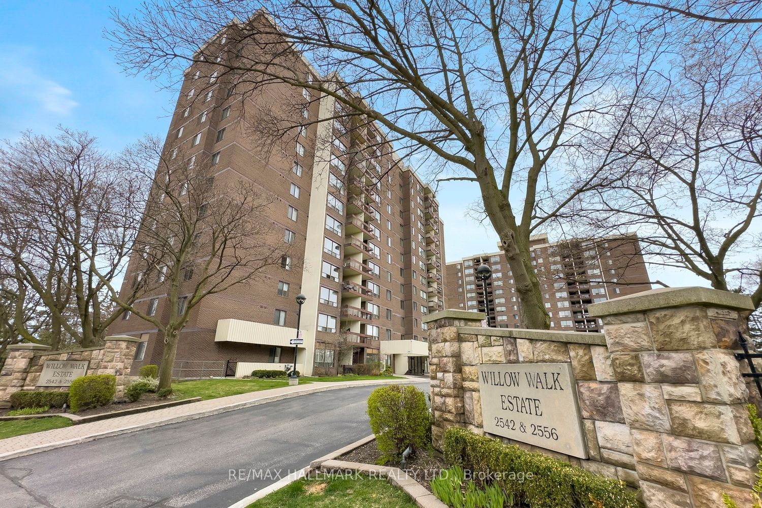 Condo for sale at 801-2542 Argyle Road, Mississauga, Cooksville, L5B 2H5 - MLS: W11936126