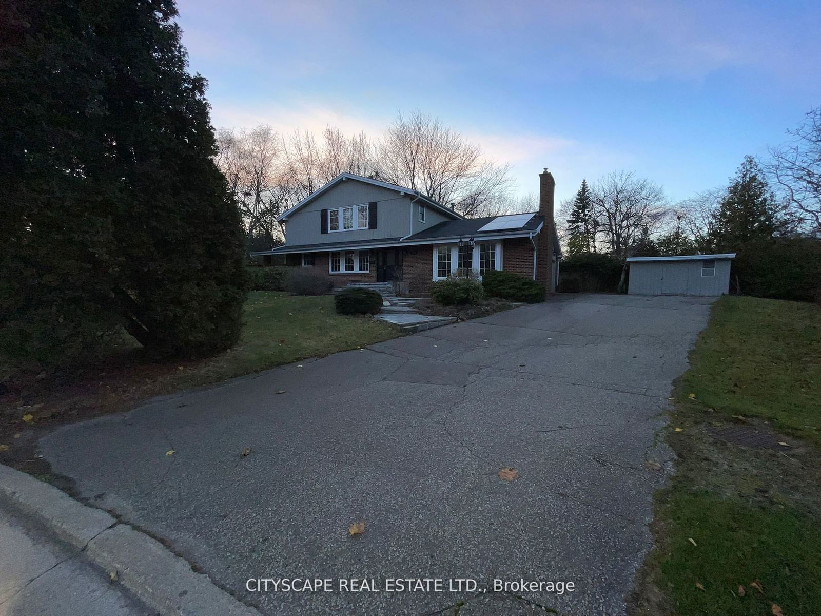 Detached House for lease at 2150 Adair Crescent, Oakville, Eastlake, L6J 5J7 - MLS: W11936155