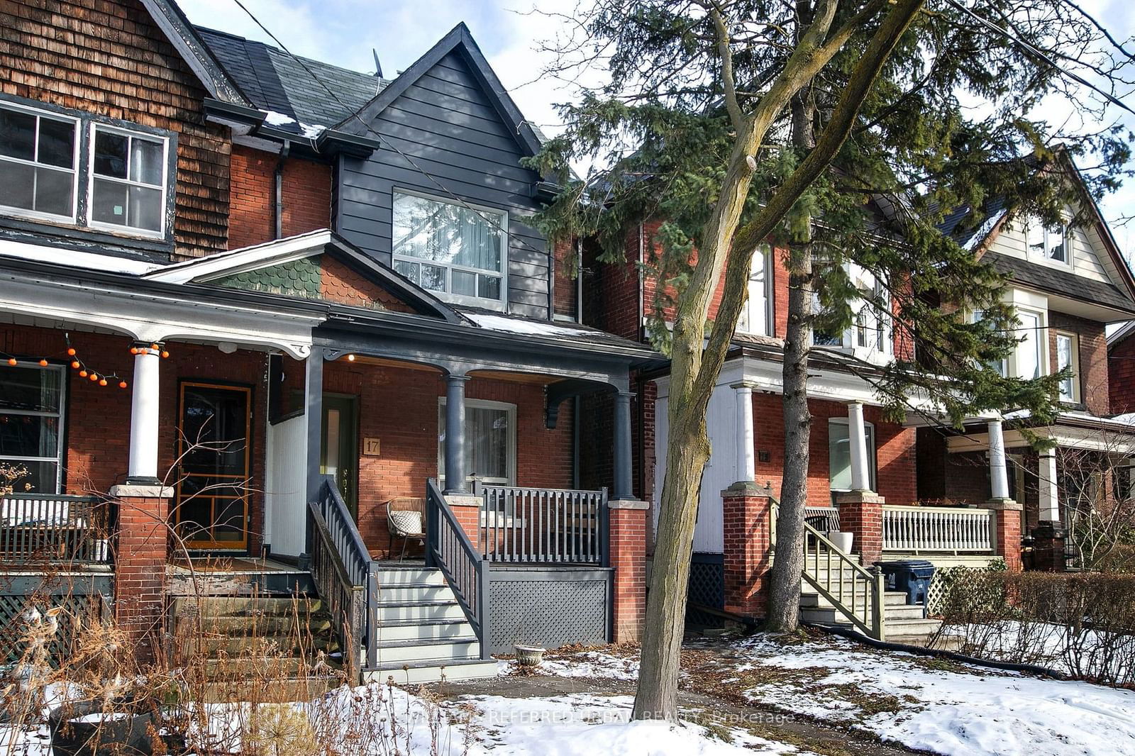 Semi-Detached House for sale at 17 Callender Street, Toronto, Roncesvalles, M6R 2H2 - MLS: W11936211