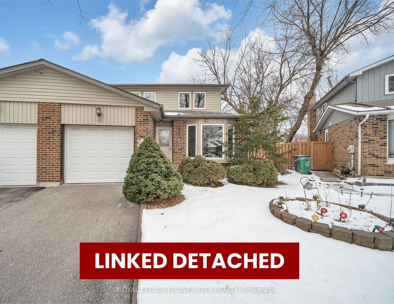 Detached House for sale at 16 JOANNE Court, Brampton, Brampton South, L6Y 2J8 - MLS: W11936395