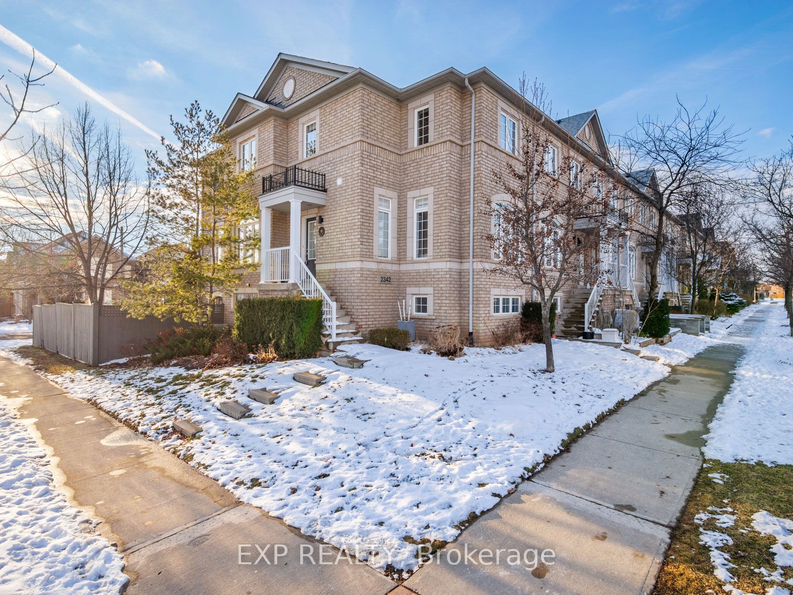 Townhouse for sale at 2342 Sutton Drive, Burlington, Orchard, L7L 6Y8 - MLS: W11936462