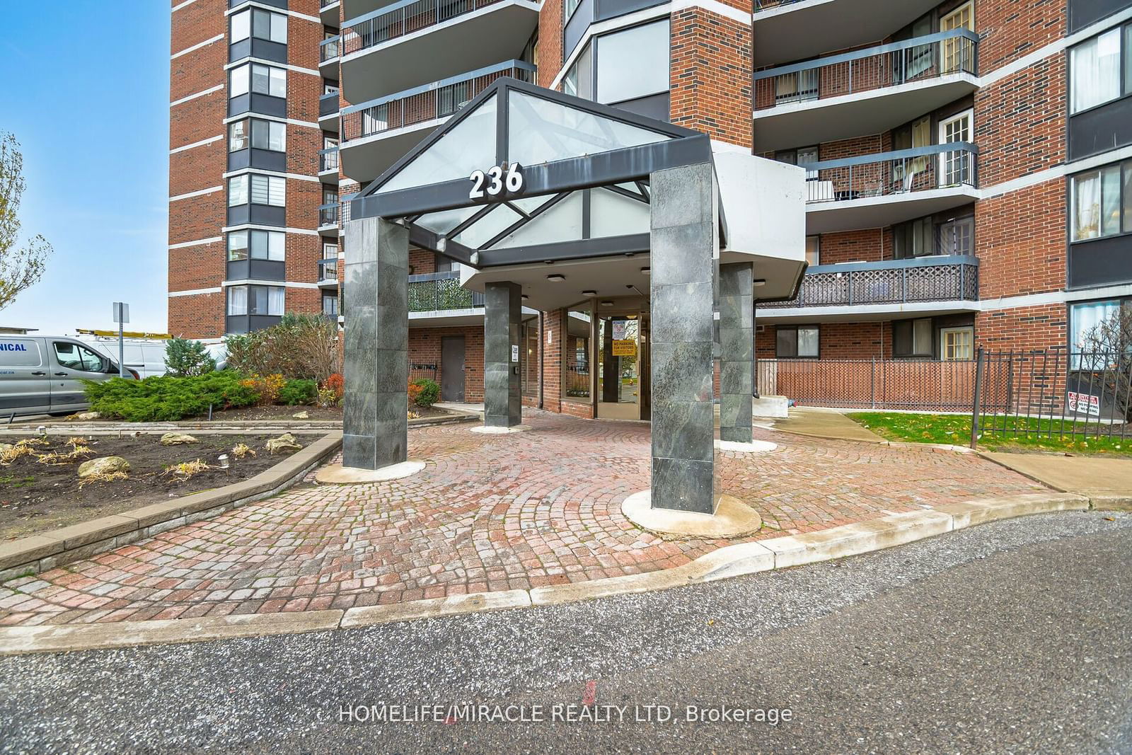 Condo for sale at 1403-236 Albion Road, Toronto, Elms-Old Rexdale, M9W 6A6 - MLS: W11936556