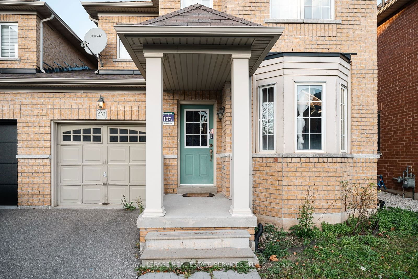 Semi-Detached House sold at 533 Nairn Circle, Milton, Scott, L9T 8A8 - MLS: W11936633