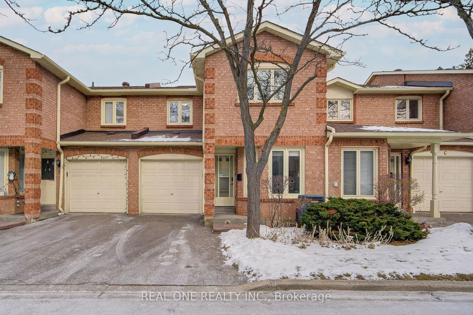 Townhouse for sale at 5-5020 Delaware Drive, Mississauga, Hurontario, L4Z 3C3 - MLS: W11936840