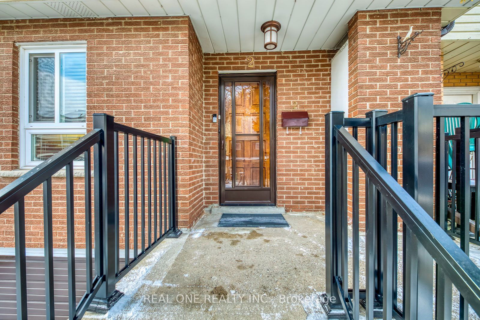 Townhouse for sale at 2-3175 Kirwin Avenue, Mississauga, Cooksville, L5A 3M4 - MLS: W11936932