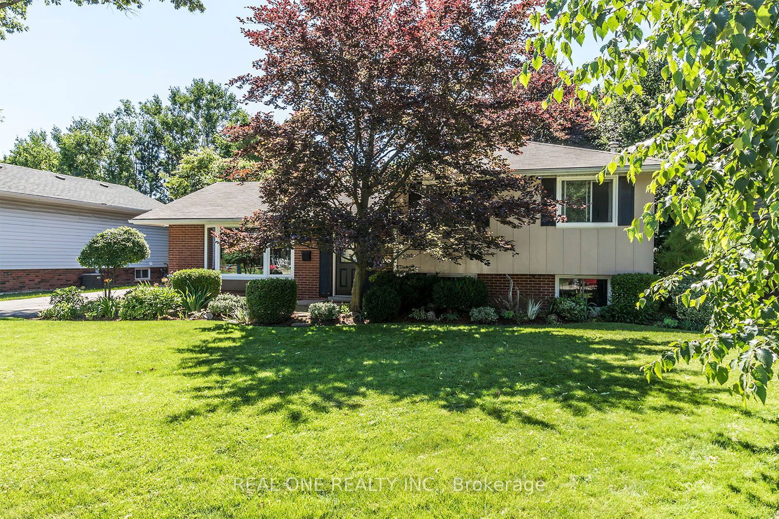 Detached House for sale at 5222 Bromley Road, Burlington, Appleby, L7L 3E9 - MLS: W11936947