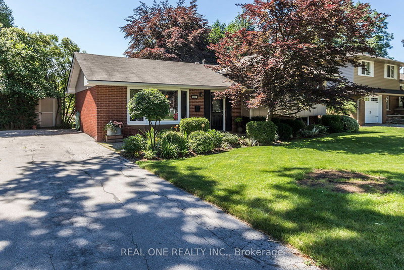 5222 Bromley Rd, Burlington, L7L 3E9 | Image 3