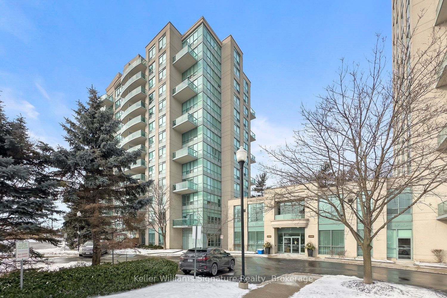 Condo for sale at 707-2585 Erin Centre Boulevard, Mississauga, Central Erin Mills, L5M 6Z7 - MLS: W11937085