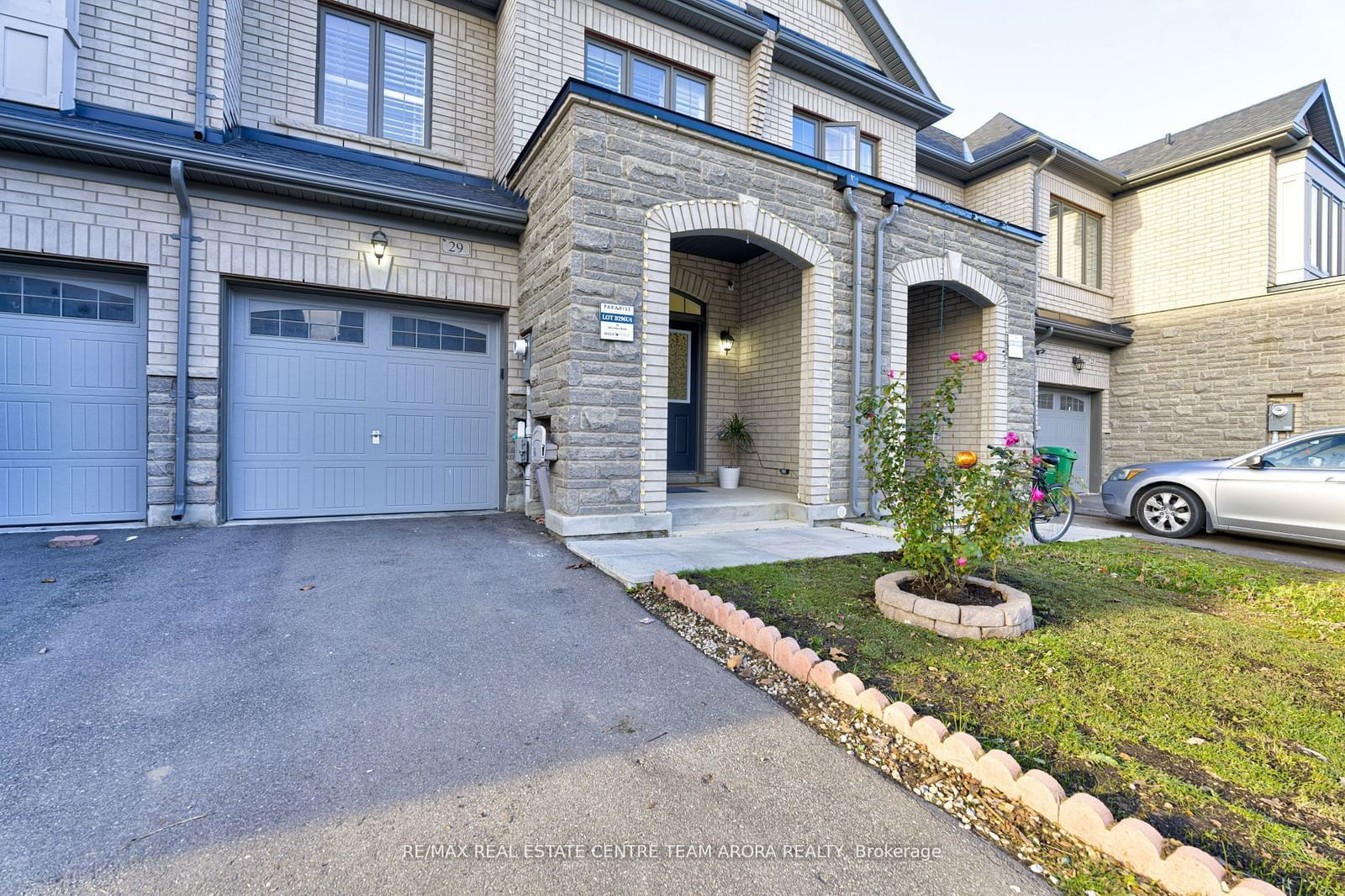 Townhouse for sale at 29 Adventura Road, Brampton, Northwest Brampton, L7A 5A7 - MLS: W11937323