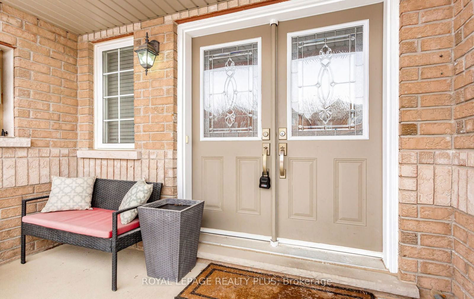 Townhouse for sale at 123 Niagara Trail, Halton Hills, Georgetown, L7G 0A6 - MLS: W11937335