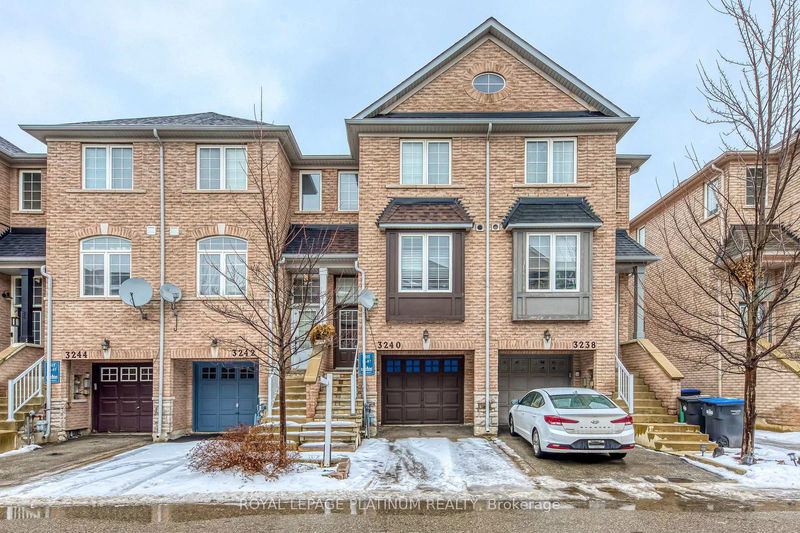 home for lease on 3240 Redpath Circle