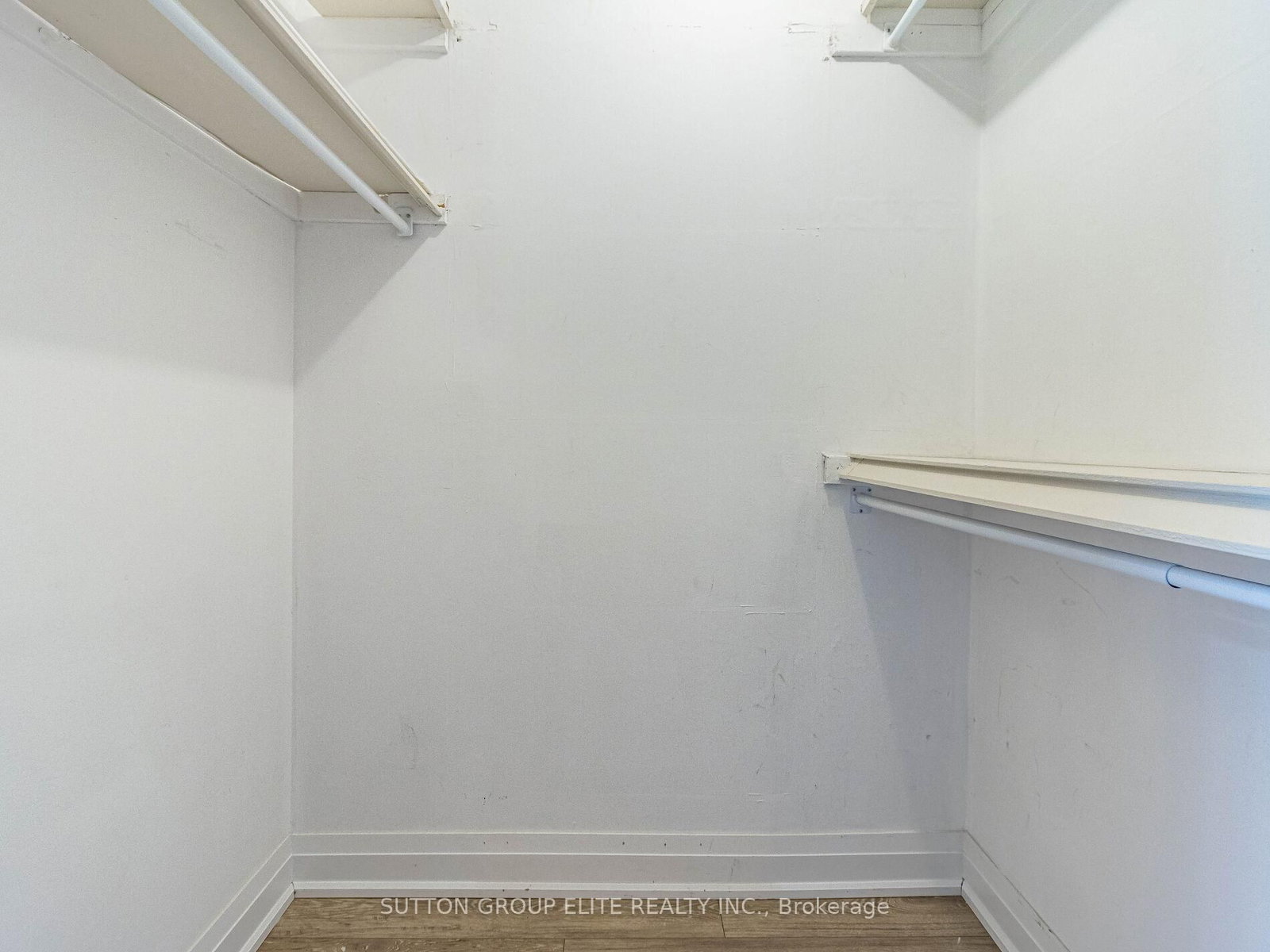 Listing Image 26
