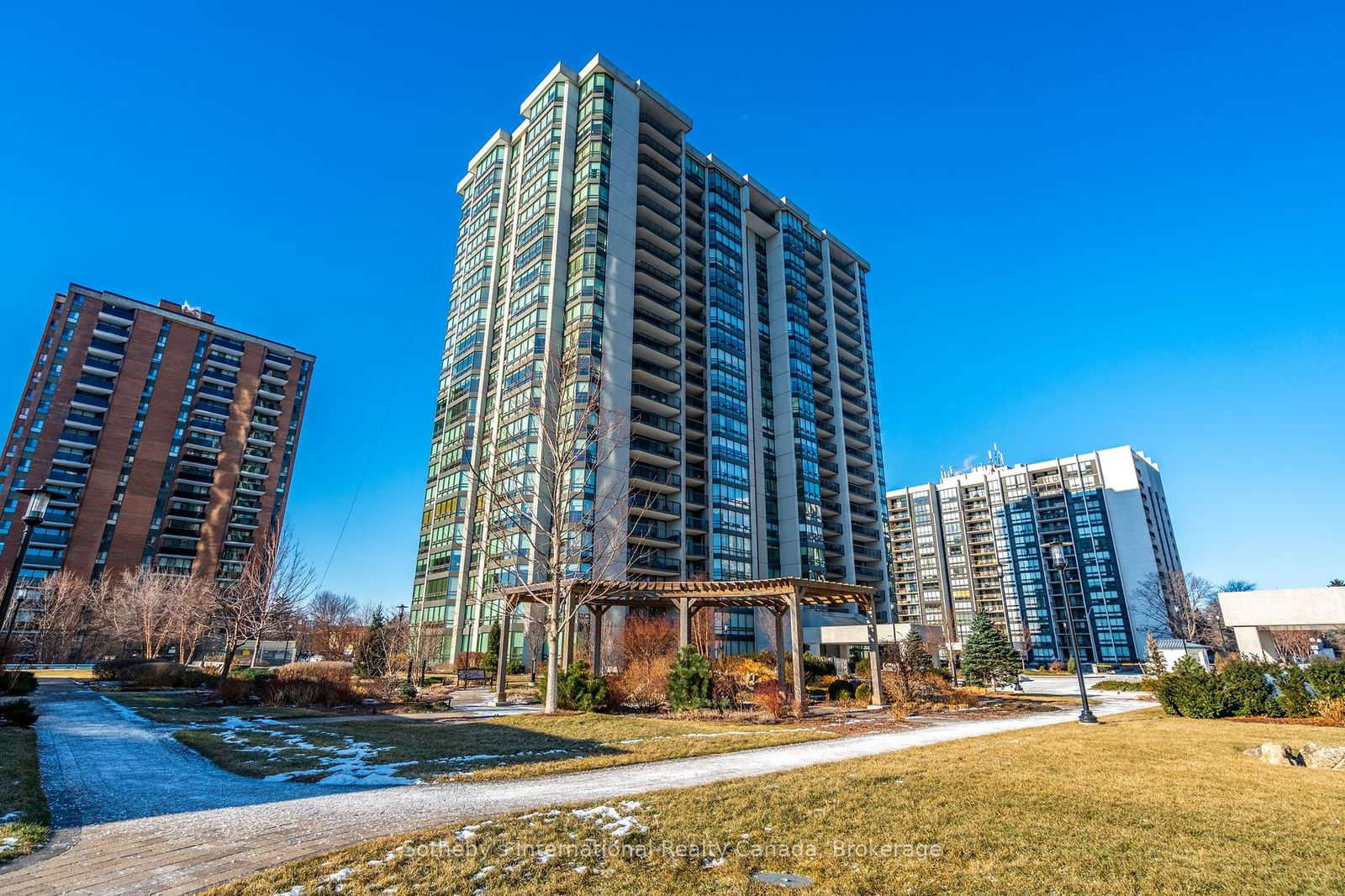 Condo for sale at 1107-2180 Marine Drive, Oakville, 1001 - BR Bronte, L6L 5V2 - MLS: W11937436