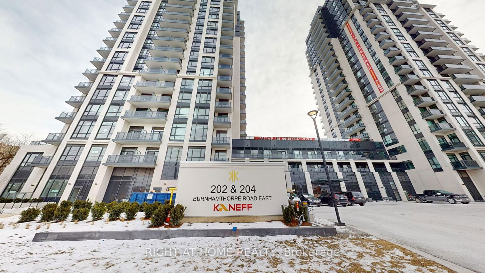 Condo leased at 1803-204 Burnhamthorpe Road, Mississauga, Mississauga Valleys, L5A 0B3 - MLS: W11937511