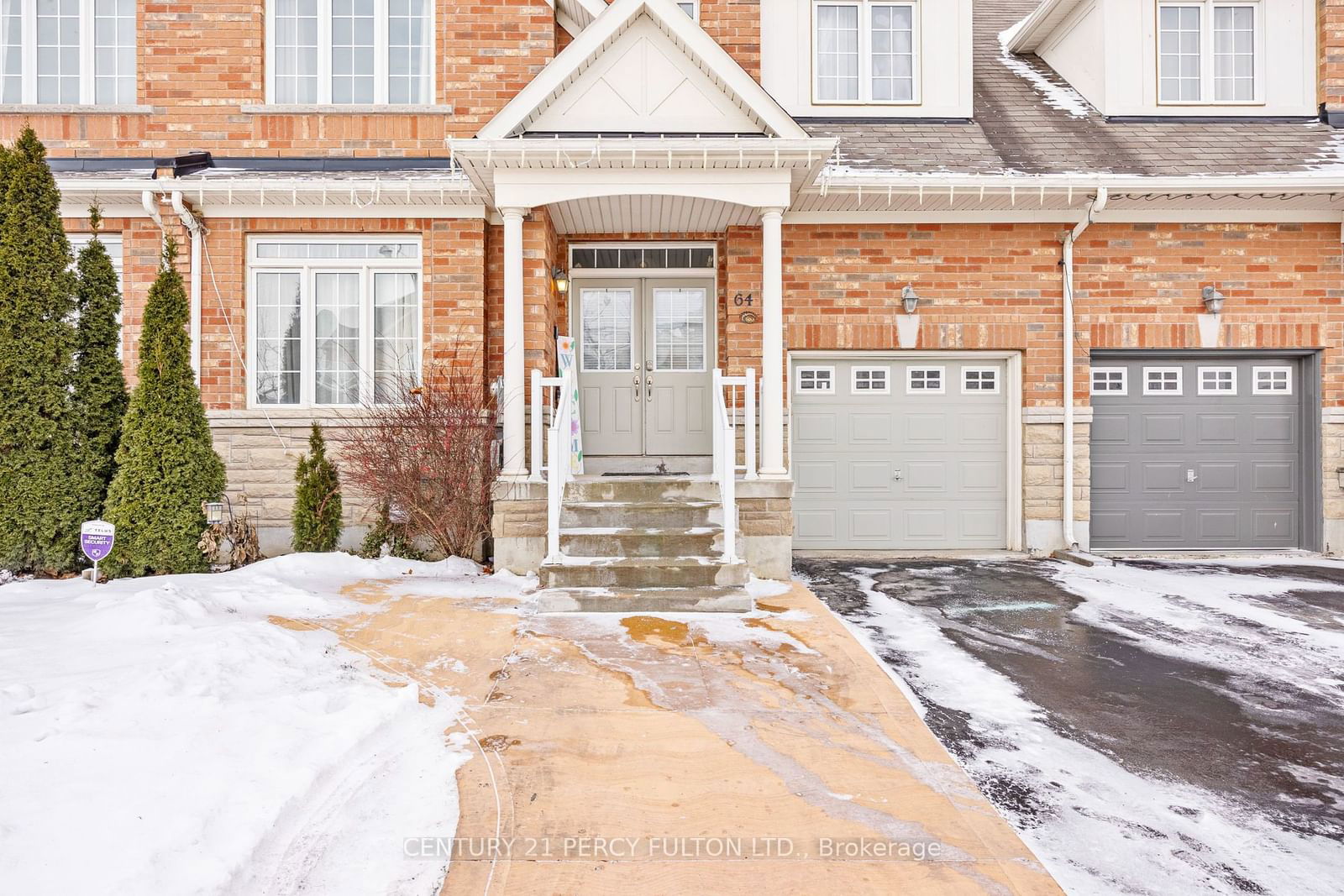 Townhouse for sale at 64 Naperton Drive, Brampton, Sandringham-Wellington, L6R 0Z8 - MLS: W11937665