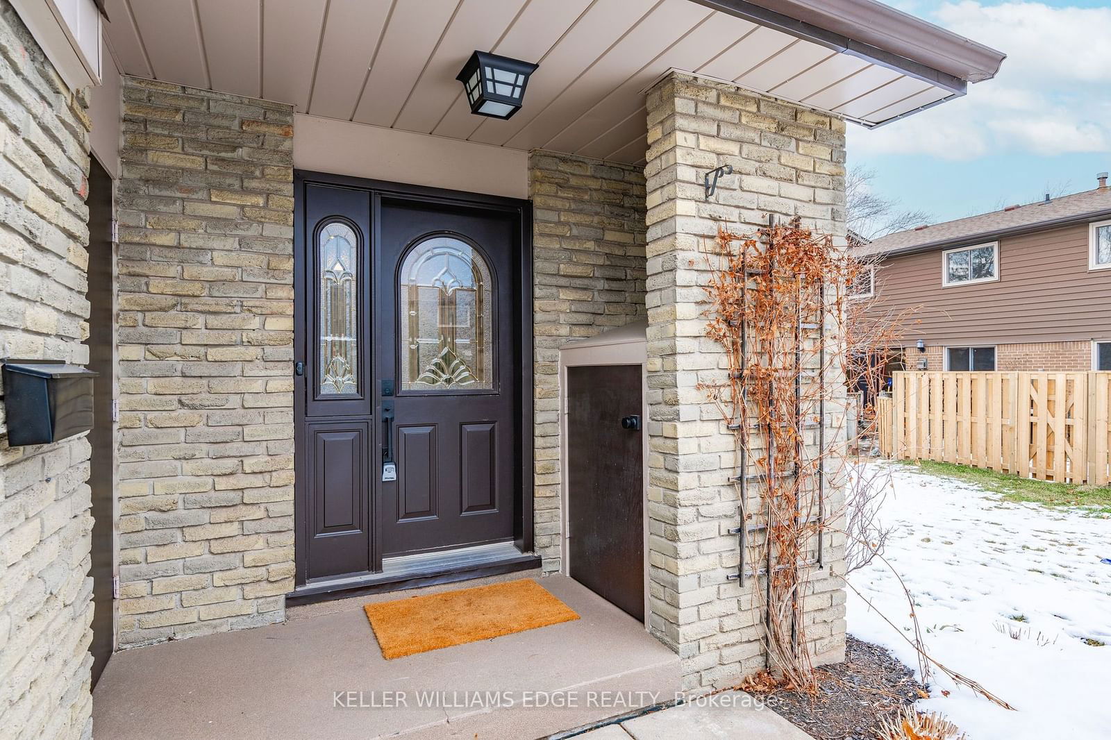 Townhouse for sale at 46-616 Pinedale Avenue, Burlington, Appleby, L7L 3W4 - MLS: W11937670