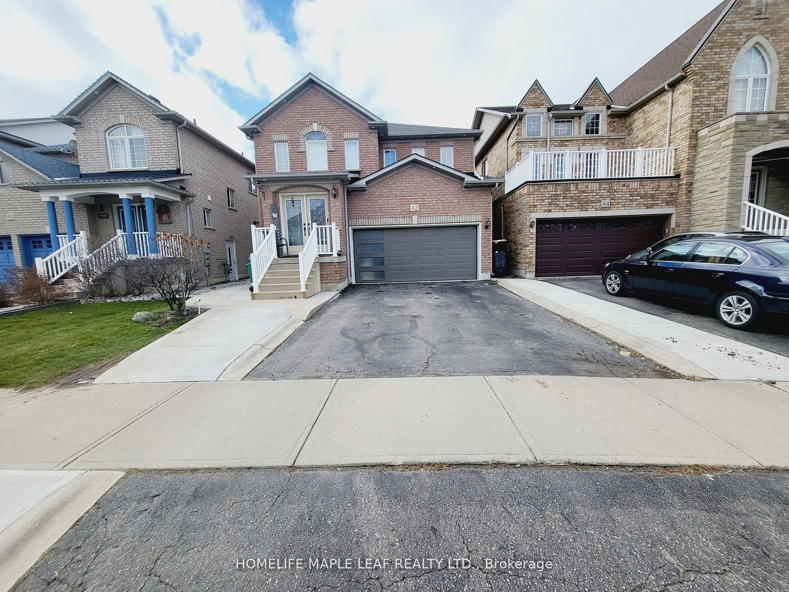 Detached House for lease at 42 Amboise (UPPER) Crescent, Brampton, Fletcher's Meadow, L7A 3H2 - MLS: W11937744