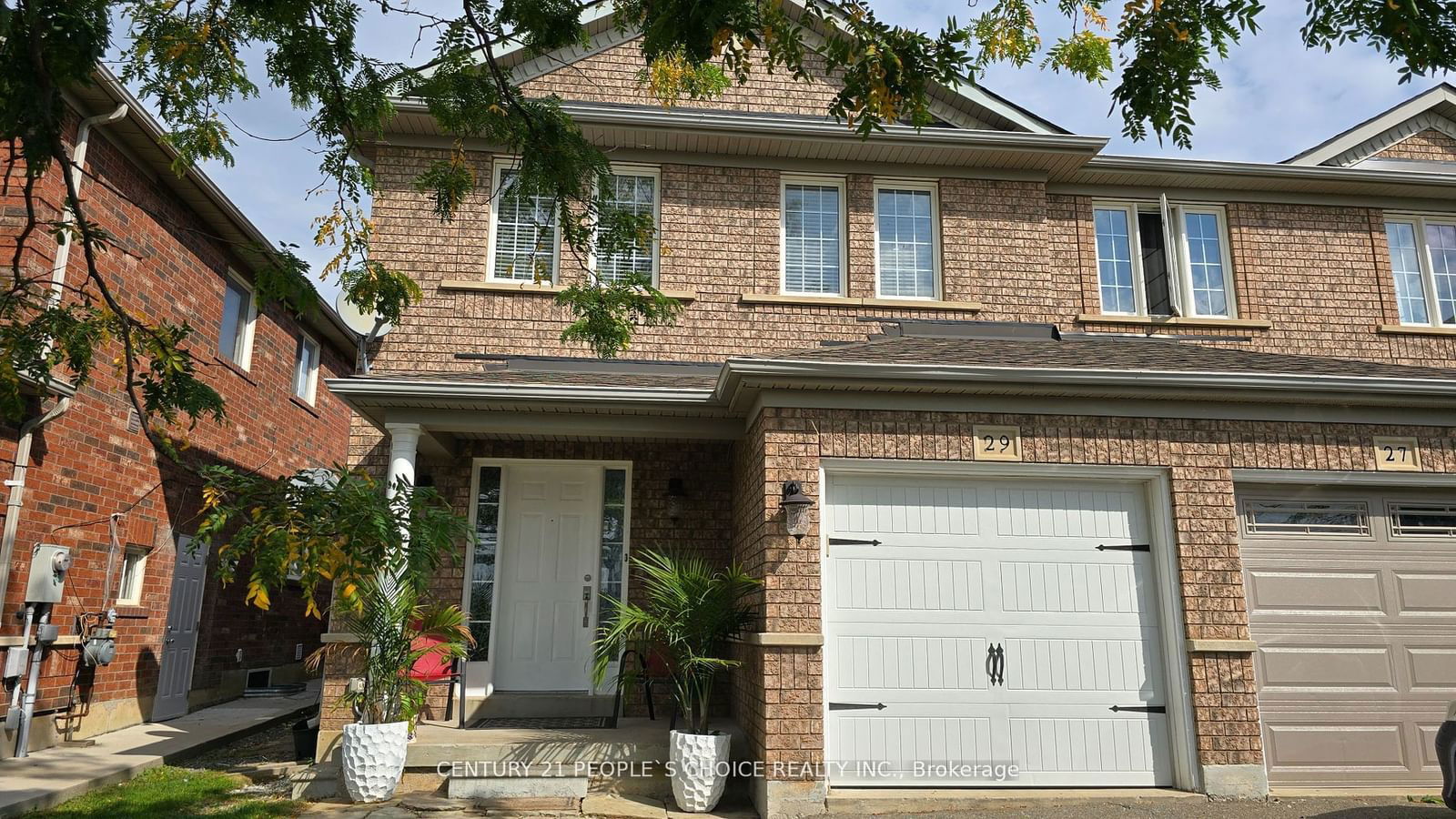 Semi-Detached House for sale at 29 Dunure Crescent, Brampton, Fletcher's Meadow, L7A 2Y6 - MLS: W11937964