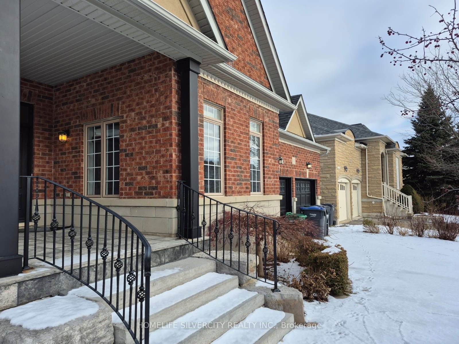 Detached House for lease at Main-17 Odeon Street, Brampton, Vales of Castlemore North, L6P 1V6 - MLS: W11938071