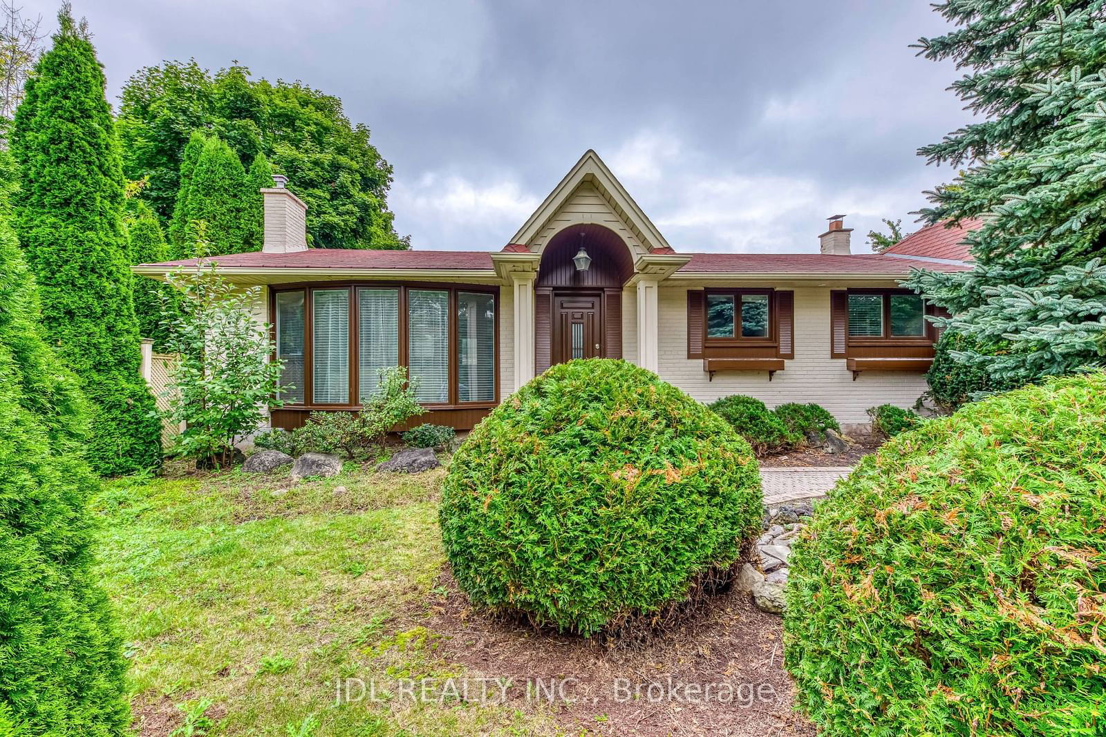 Detached House for lease at 1225 Lambeth Road, Oakville, 1005 - FA Falgarwood, L6H 2E1 - MLS: W11938700