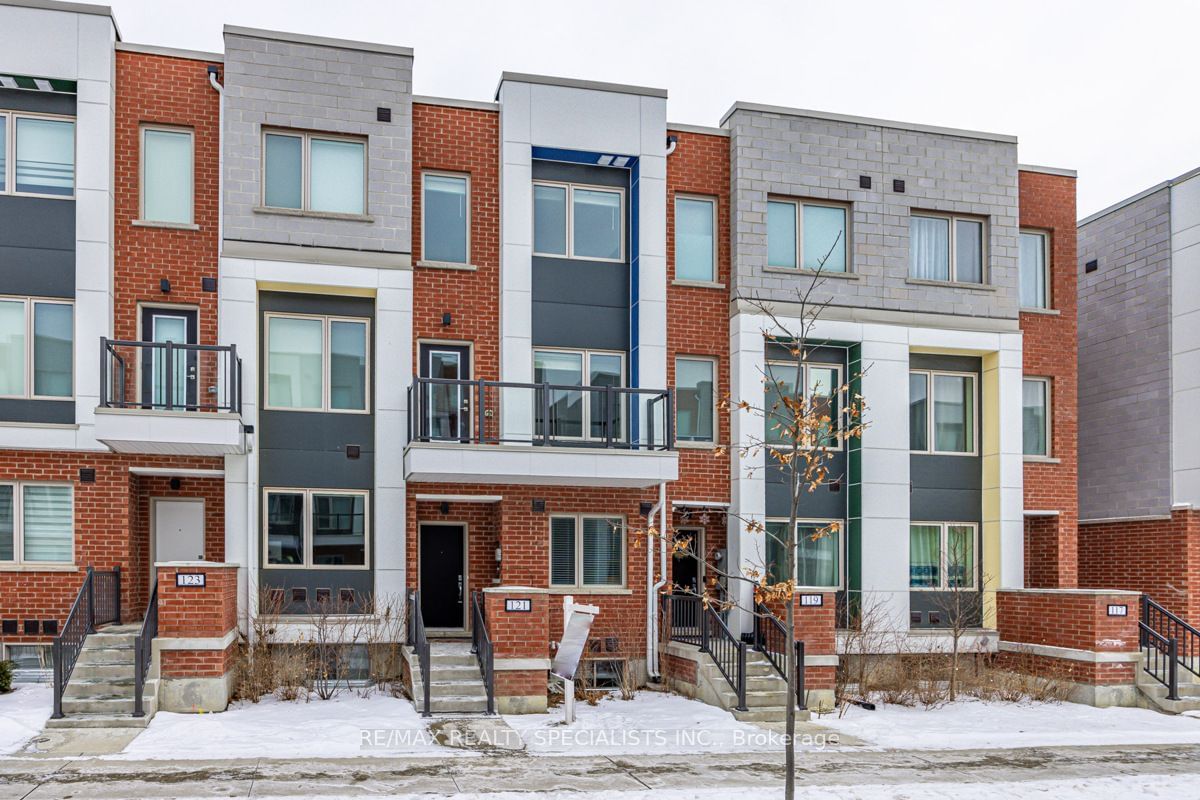 Townhouse for sale at 121 William Duncan Road, Toronto, Downsview-Roding-CFB, M3K 0C7 - MLS: W11938733