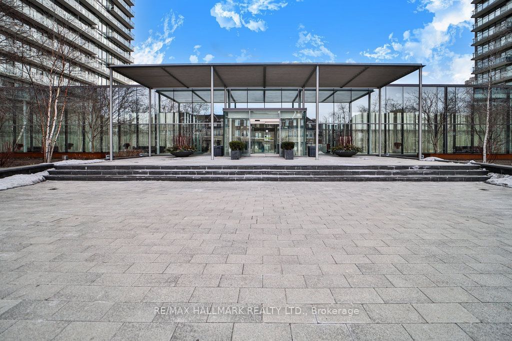 Condo for sale at 413-103 The Queensway Avenue, Toronto, High Park-Swansea, M6S 5B3 - MLS: W11938742