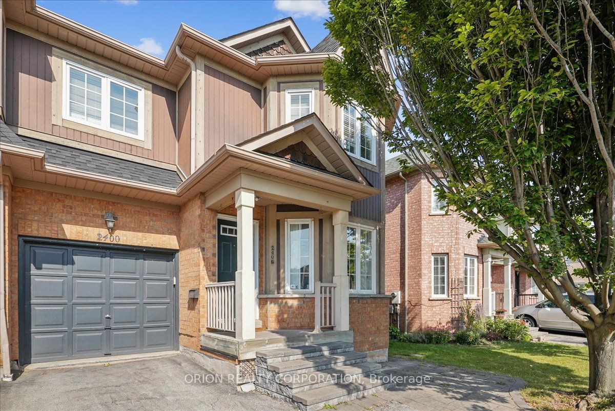 Semi-Detached House leased at 2400 Bankside Drive, Mississauga, Central Erin Mills, L5M 6E6 - MLS: W11938944