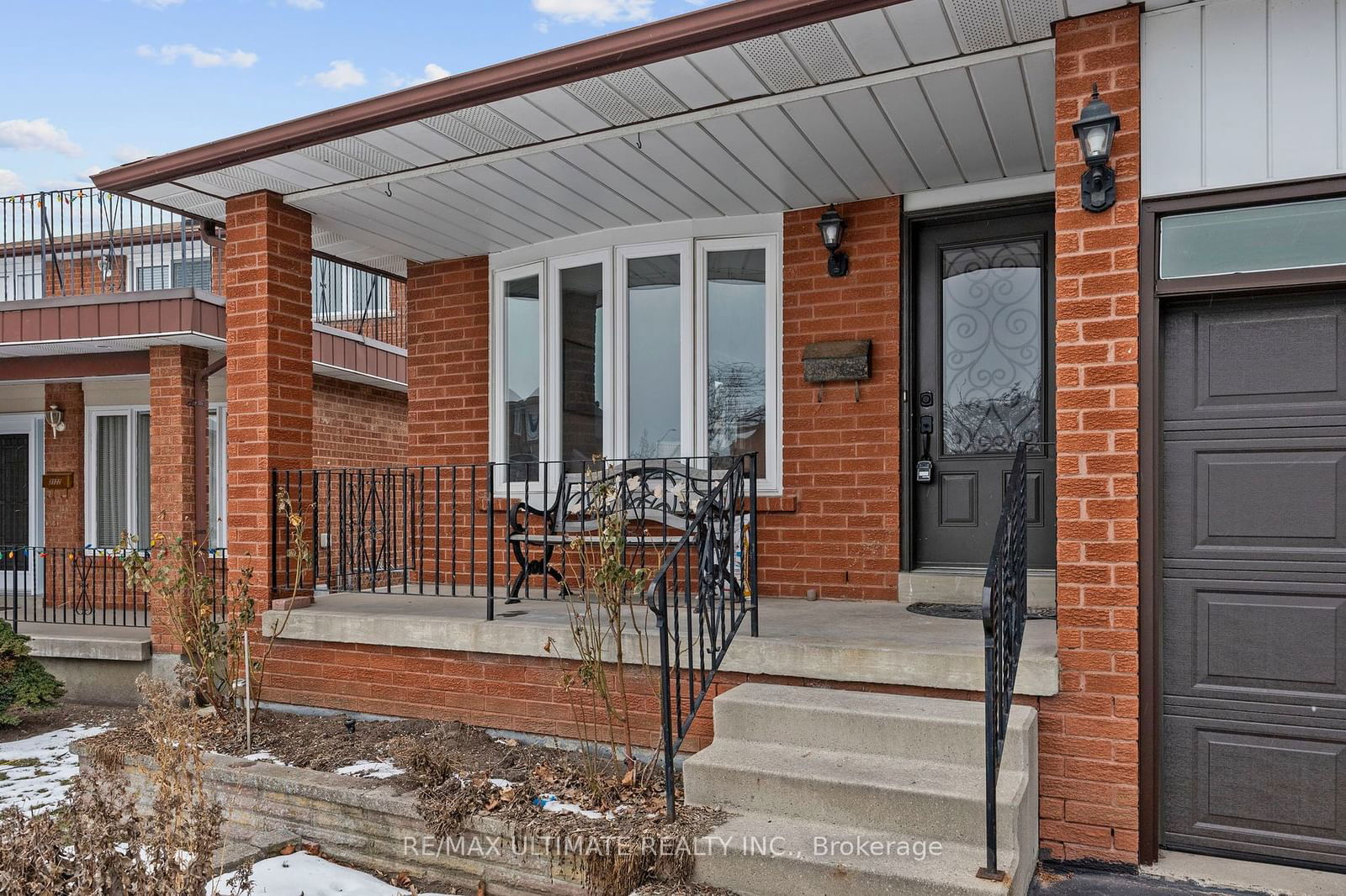 Detached House for sale at 3126 NAWBROOK Road, Mississauga, Applewood, L4Z 2V5 - MLS: W11939099