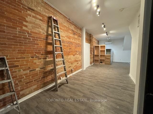 Commercial/Retail leased at 2745 Dundas Street, Toronto, Junction Area, M6P 1Y1 - MLS: W11939106