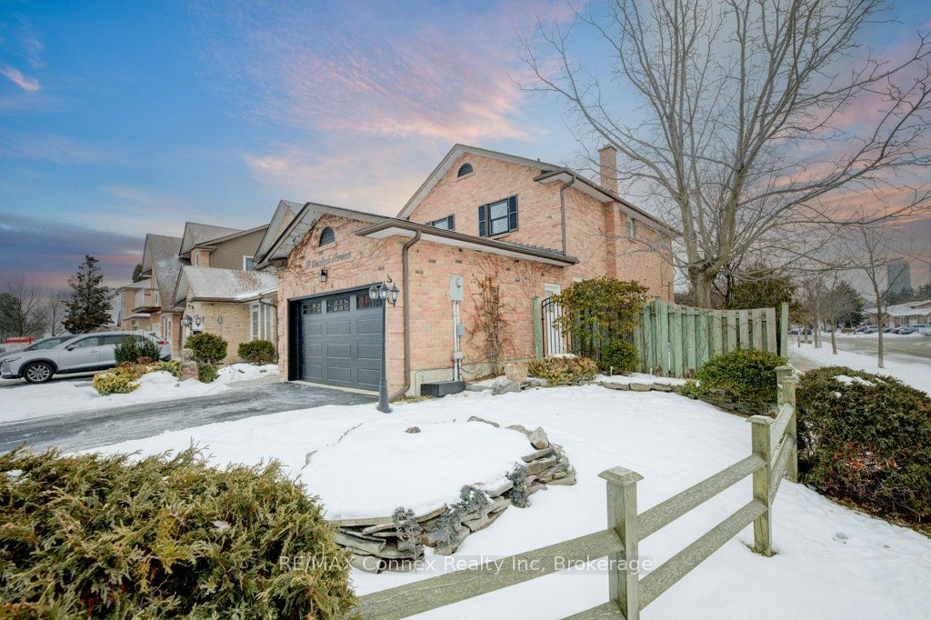 Detached House for sale at 59 Rosebud Avenue, Brampton, Brampton West, L6X 2W4 - MLS: W11939204