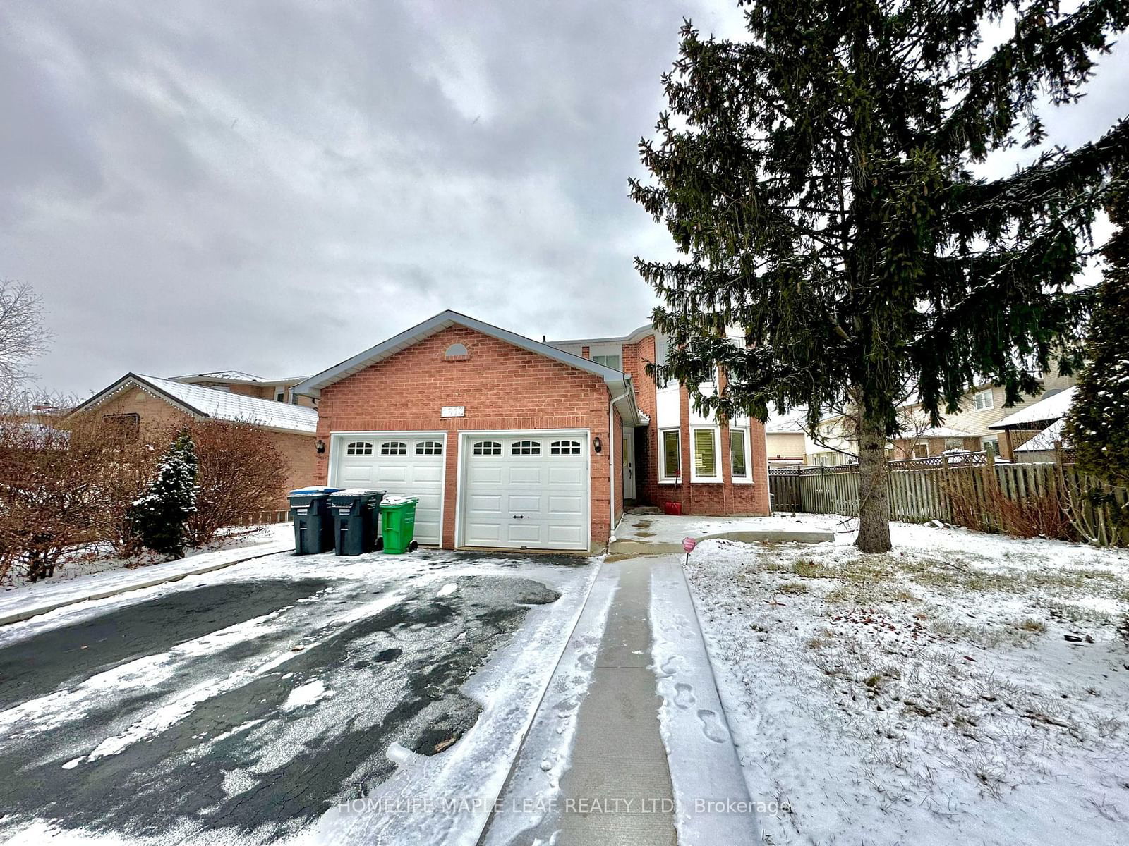 Detached House for sale at 1613 Stillriver Crescent, Mississauga, East Credit, L5M 3X2 - MLS: W11939463