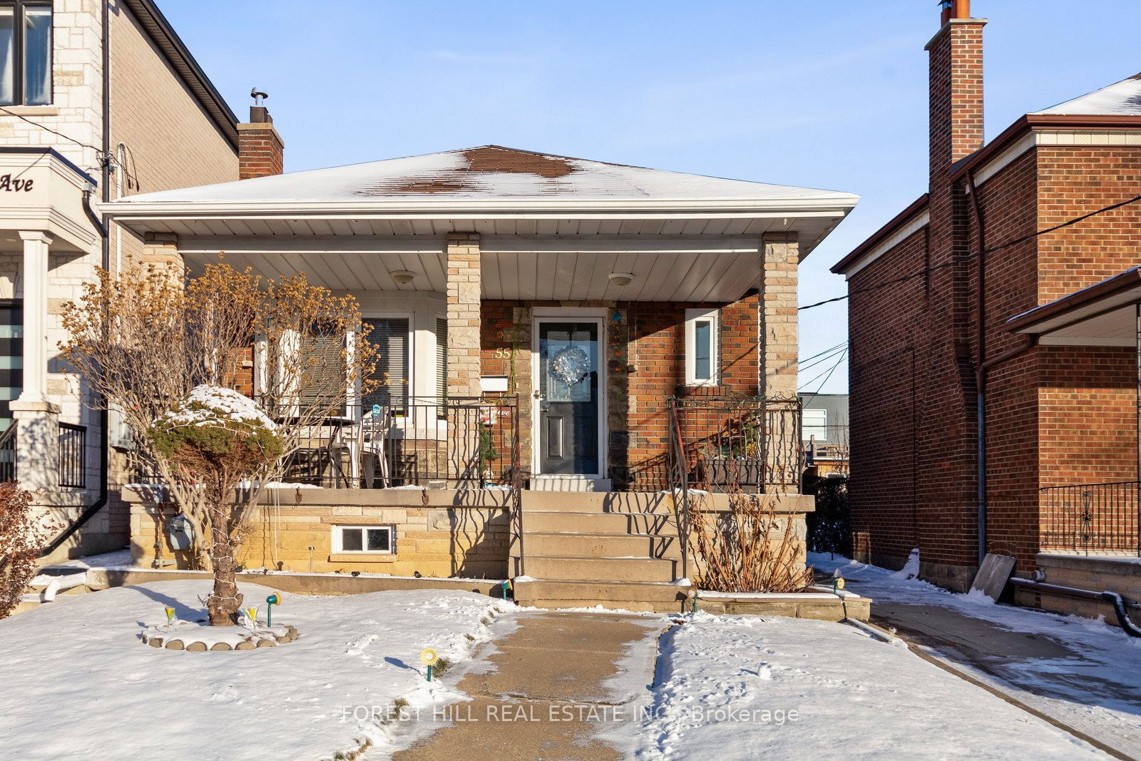 Detached House for lease at #BSMT-55 Hartley Avenue, Toronto, Briar Hill-Belgravia, M6E 4E9 - MLS: W11939464