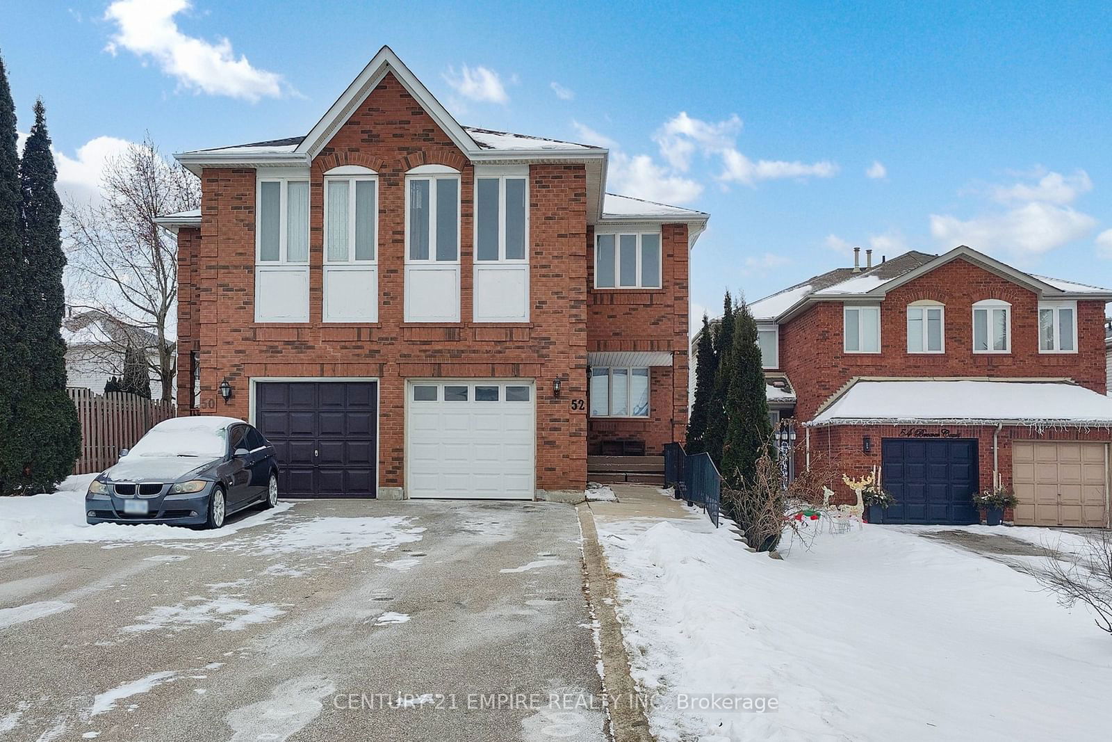 Semi-Detached House for sale at 52 Brower Court, Brampton, Heart Lake West, L6Z 4S6 - MLS: W11939633