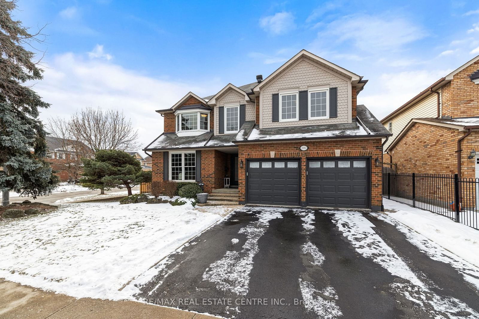 Detached House for sale at 2112 Berwick Drive, Burlington, Rose, L7M 4B3 - MLS: W11939882