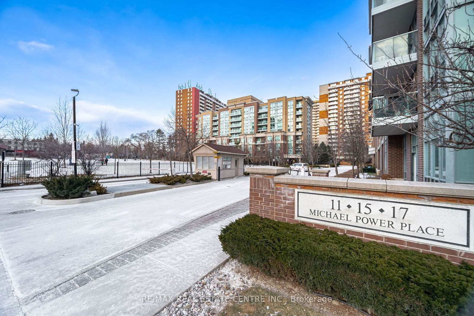 Condo for sale at 606-17 Michael Power Place, Toronto, Islington-City Centre West, M9A 5G5 - MLS: W11939988