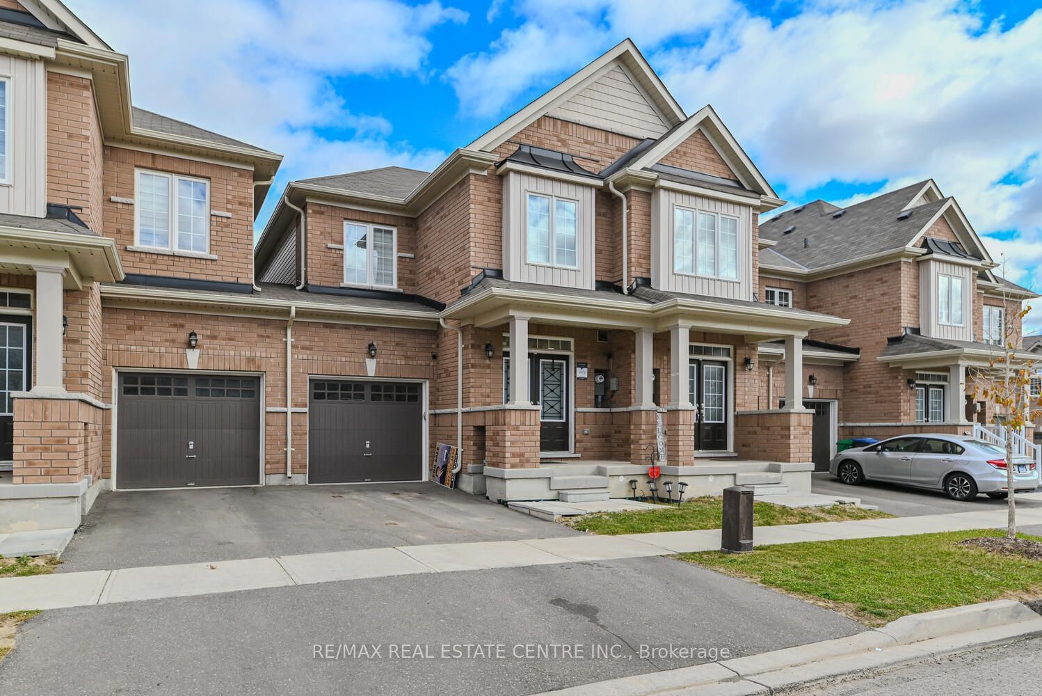 Townhouse for sale at 15 Oleary Road, Brampton, Northwest Brampton, L7A 4X1 - MLS: W11940003