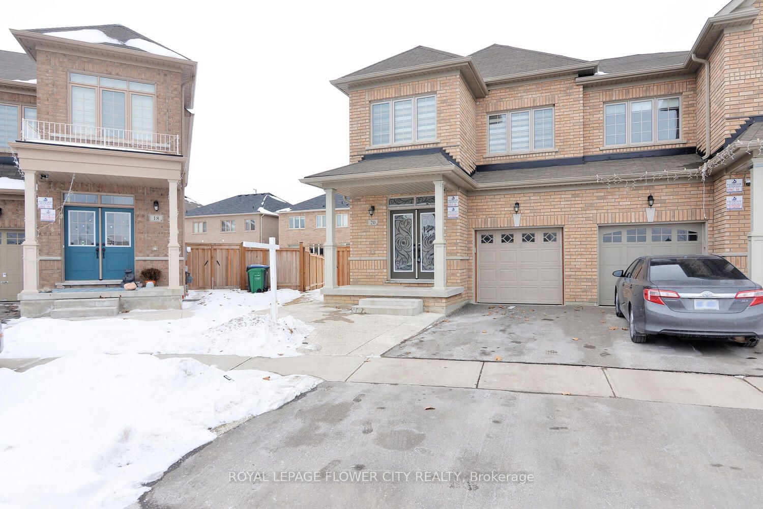 Semi-Detached House for sale at 20 Brent Stephens Way, Brampton, Northwest Brampton, L7A 5B6 - MLS: W11940083