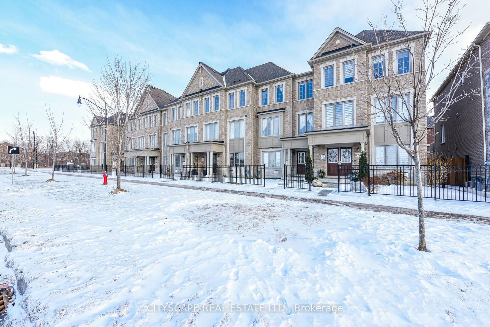 Townhouse for sale at 8652 Financial Drive, Brampton, Bram West, L6Y 6G5 - MLS: W11940110