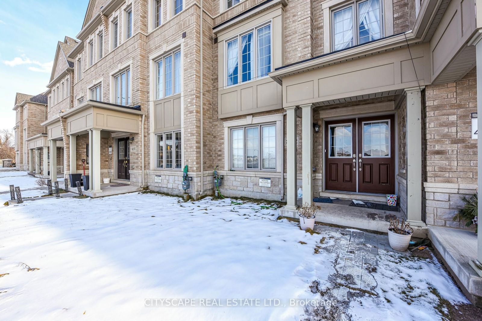 Townhouse for sale at 8652 Financial Drive, Brampton, Bram West, L6Y 6G5 - MLS: W11940110