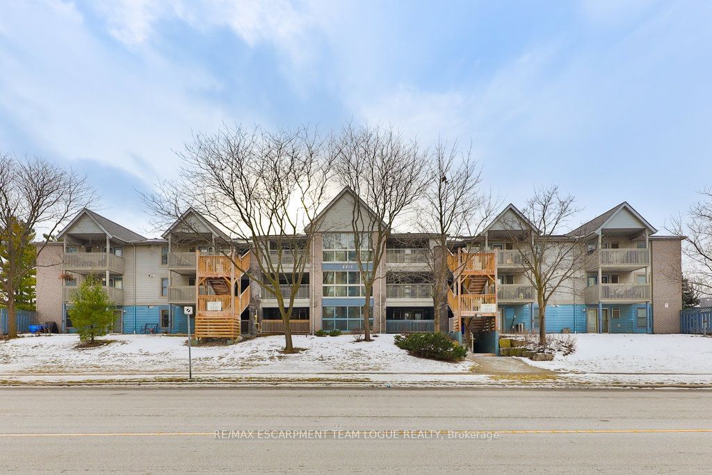 Condo sold at 120-2010 Cleaver Avenue, Burlington, Headon, L7M 4C1 - MLS: W11940201