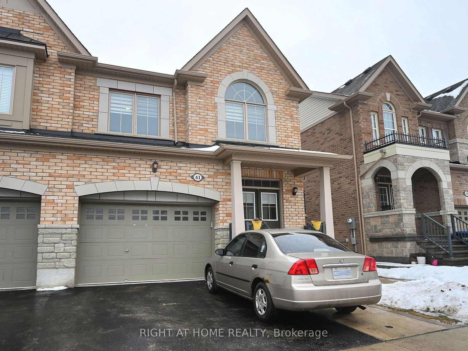 Semi-Detached House for sale at 41 Merrybrook Trail, Brampton, Northwest Brampton, L7A 4V9 - MLS: W11940483